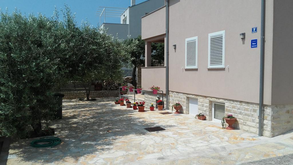 Lily Punta Skala Apartament Petrčane